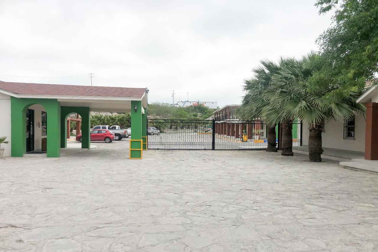 Capital O Palms Hotel, Acuna Ciudad Acuña Exterior foto